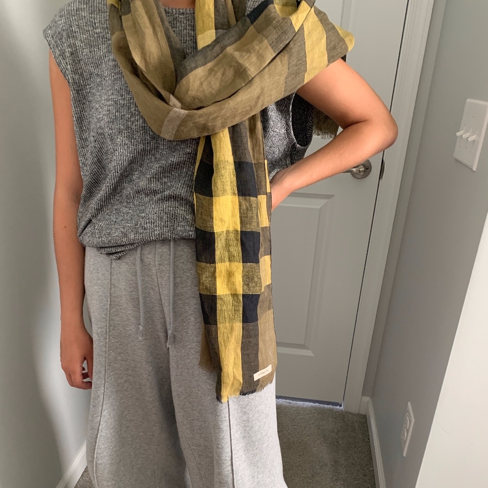 BURBERRY Exploded Nova Check Linen Scarf Khaki
